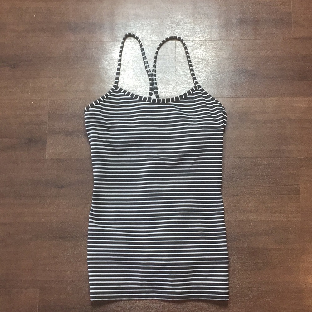 Lululemon Power Y
